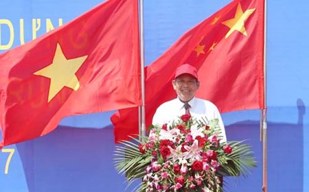 Phó Thủ tướng dự khánh thành cầu Bắc Luân 2 nối Việt Nam-Trung Quốc